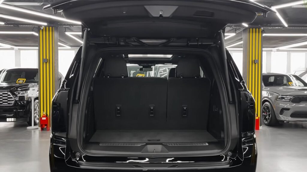 2027 Chevrolet Tahoe Cargo Seats