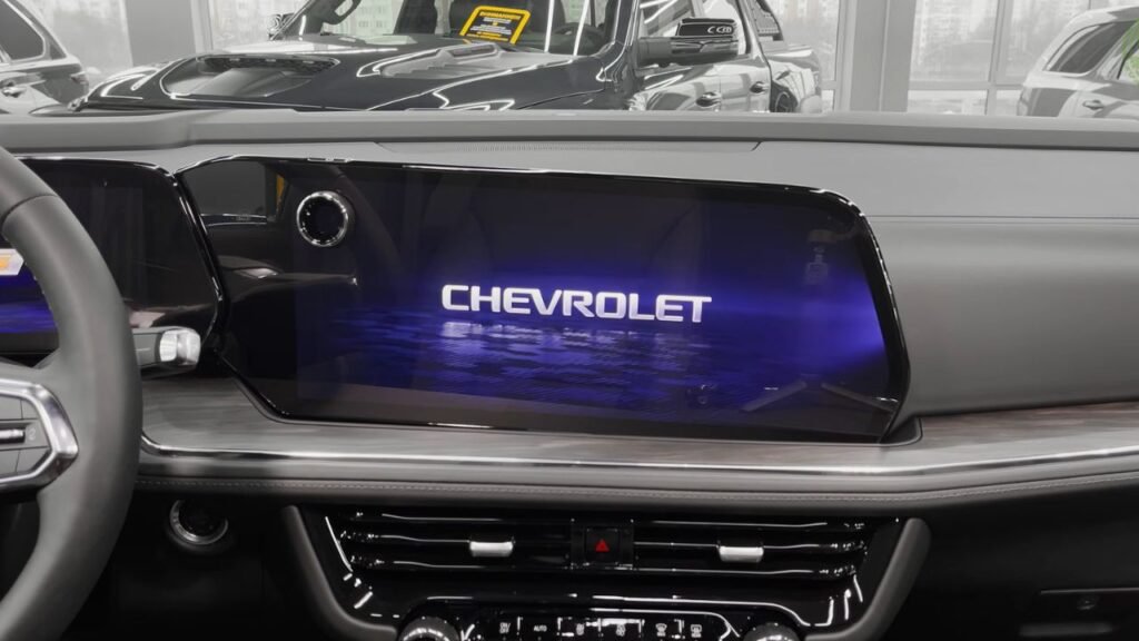 2027 Chevrolet Tahoe Interior Screen