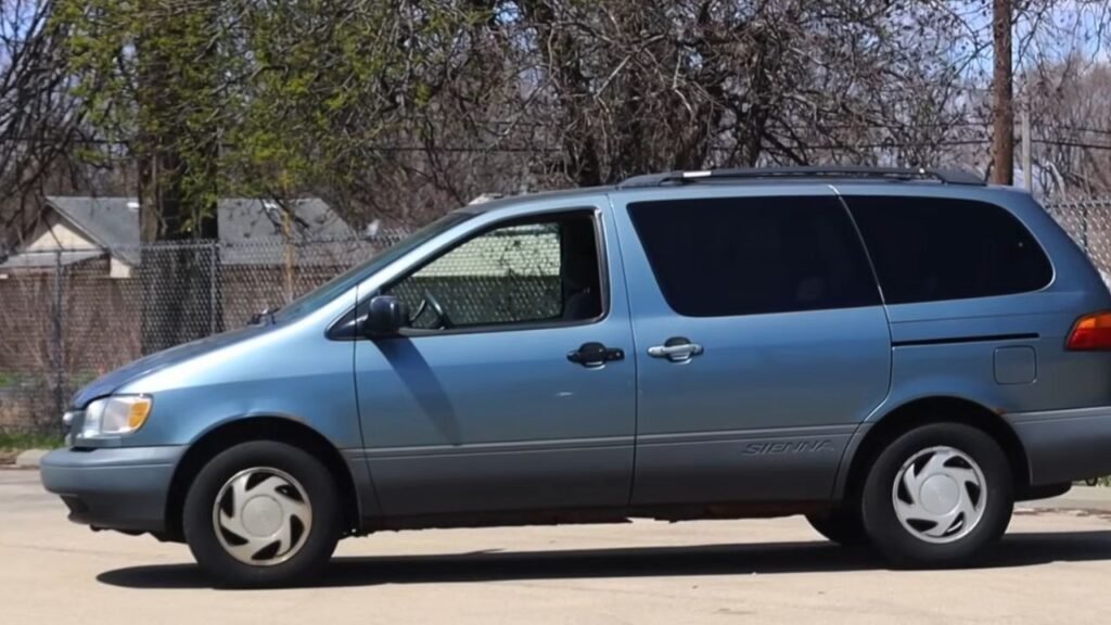 First Generation 1998–2003 Toyota Sienna Fuel Economy